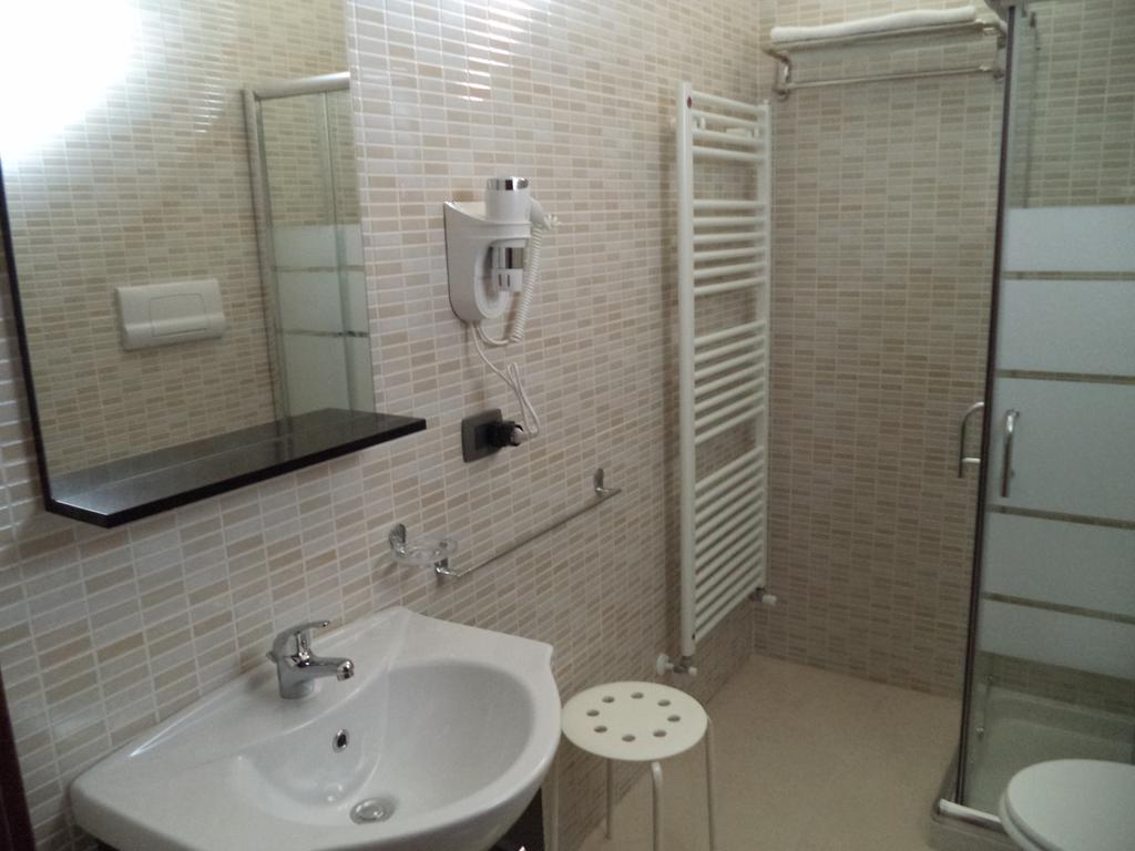 B&B Salento Сан Чезарио ди Лече Стая снимка