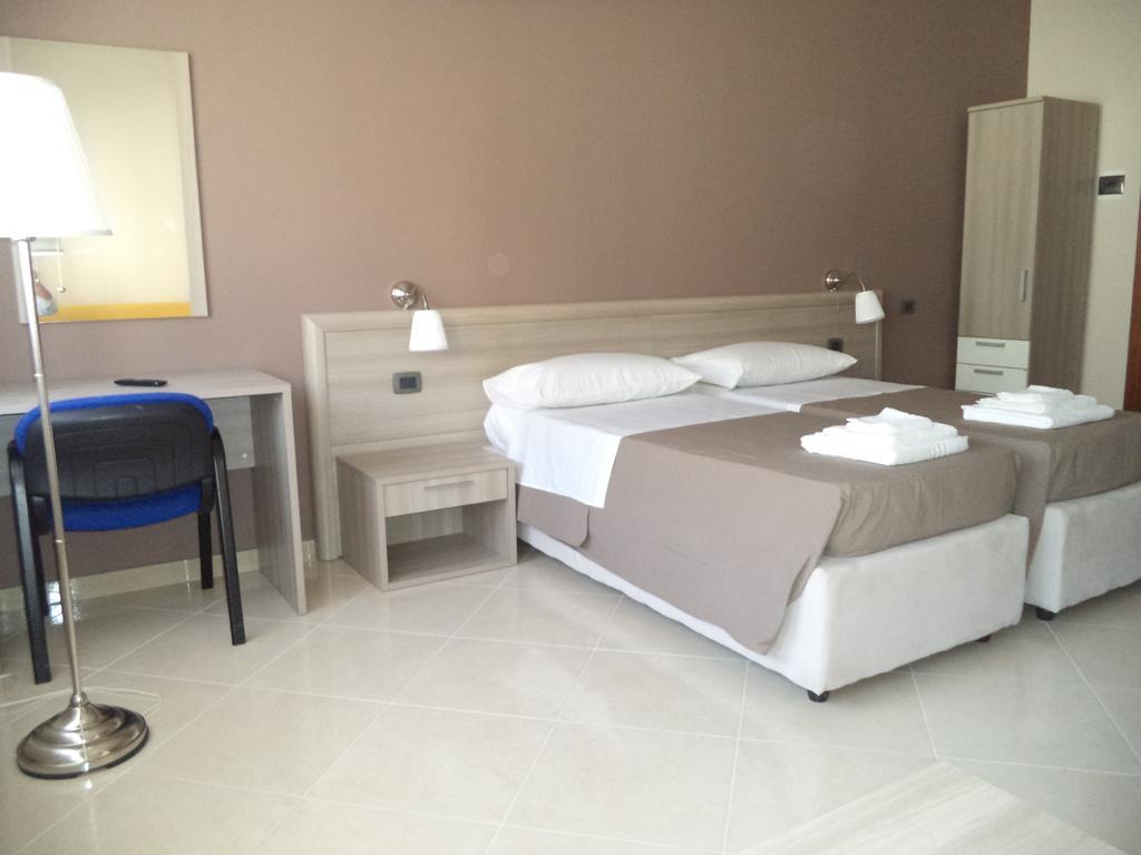 B&B Salento Сан Чезарио ди Лече Стая снимка